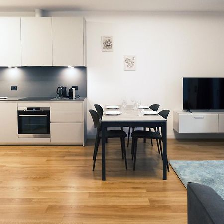 Comecasa Modern Terraced & Palestra Apartment Милан Экстерьер фото