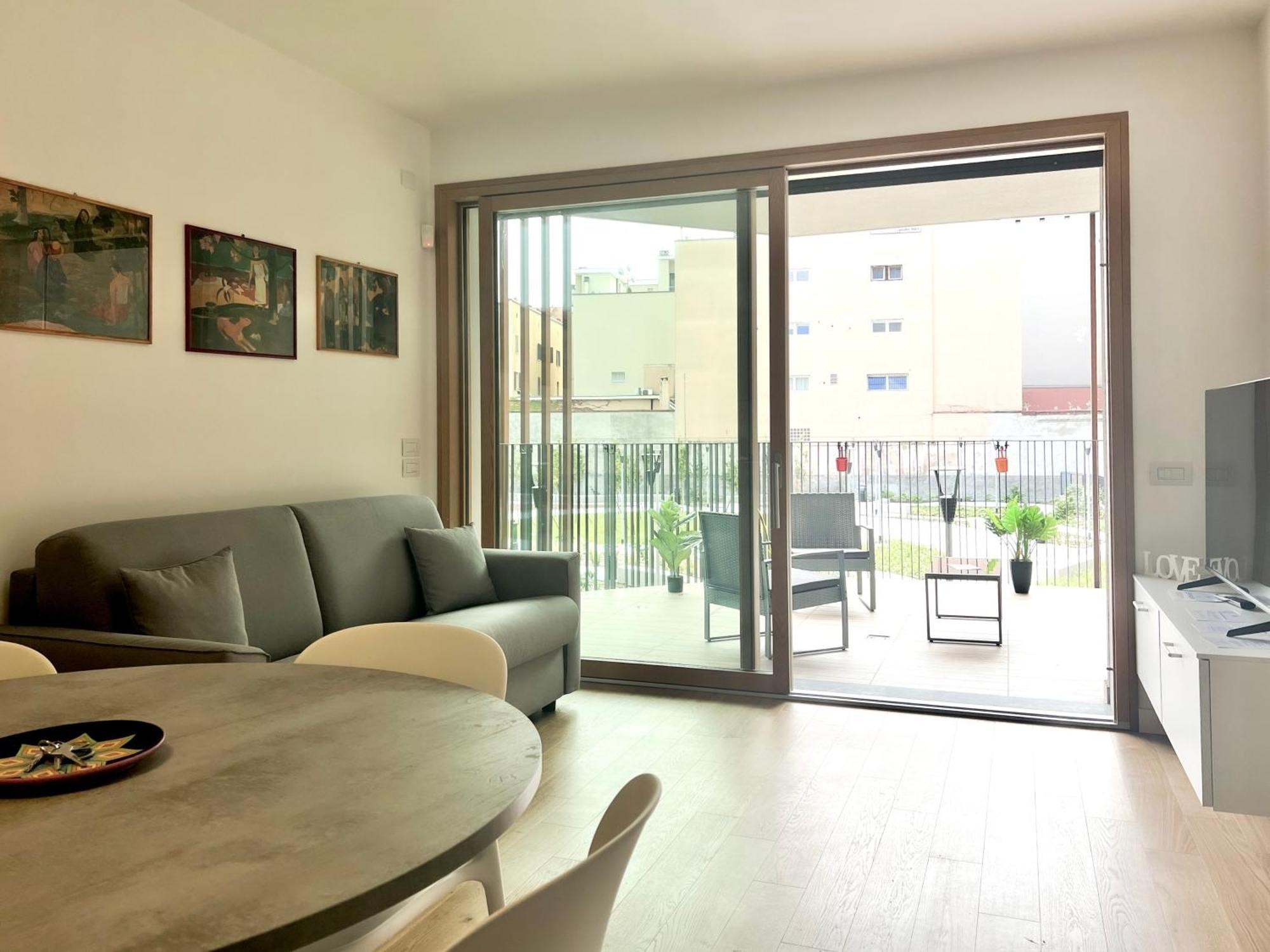 Comecasa Modern Terraced & Palestra Apartment Милан Экстерьер фото