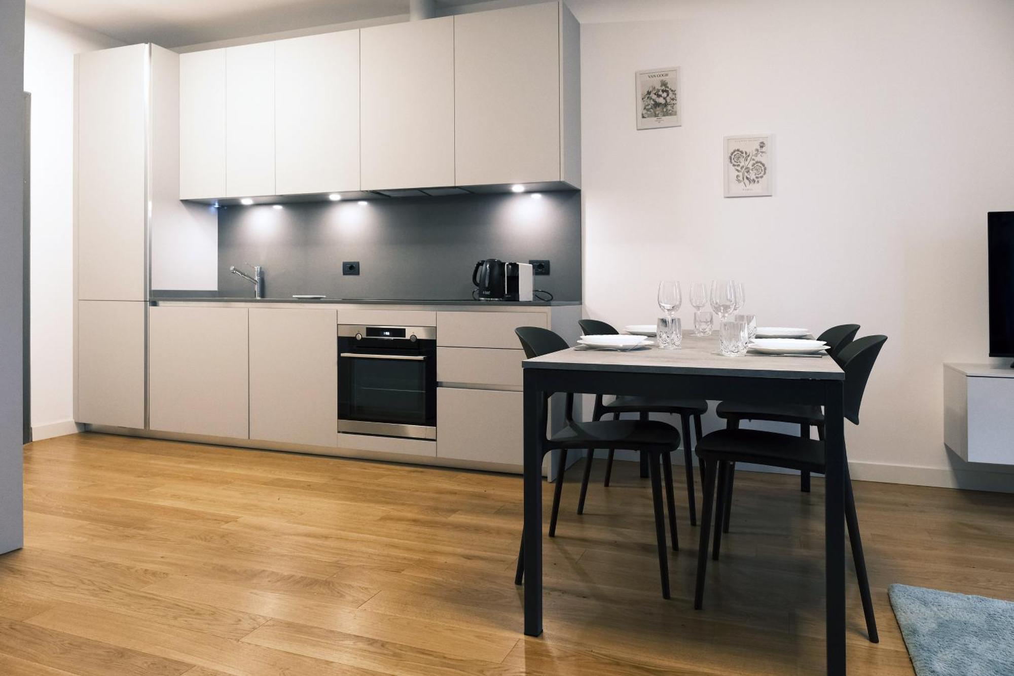 Comecasa Modern Terraced & Palestra Apartment Милан Экстерьер фото